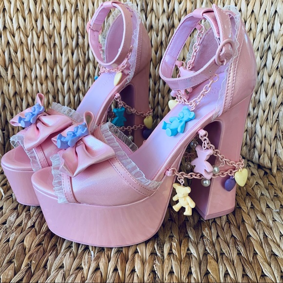 New Sugar Thrillz x Dolls Kill Loving Revelation Platform Heels - Picture 5 of 8